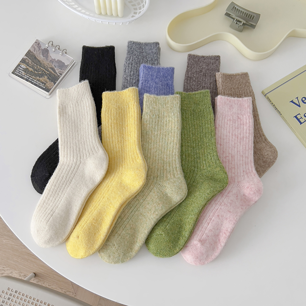 Thermal Sock Wool - 女性のためのサーマルウールソックス,豪華なストッキング,暖かい,厚いケーブル付き,秋と冬のファッション,女の子のためのトレッキングソックス,2022