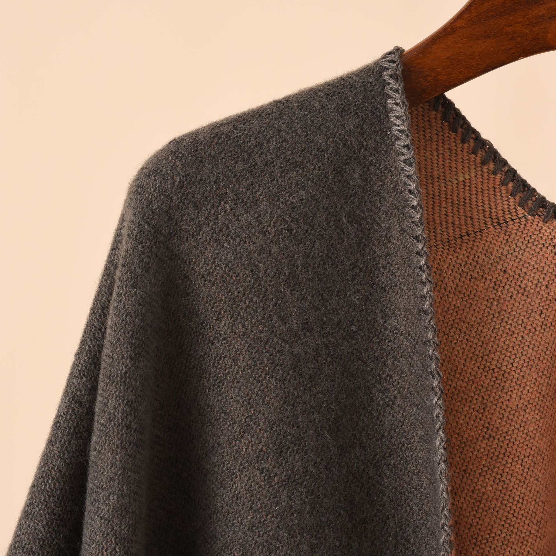 女性のための暖かい市松模様のポンチョ、特大のショールとラップ - Shawl Wrap Winter のレビューと価格