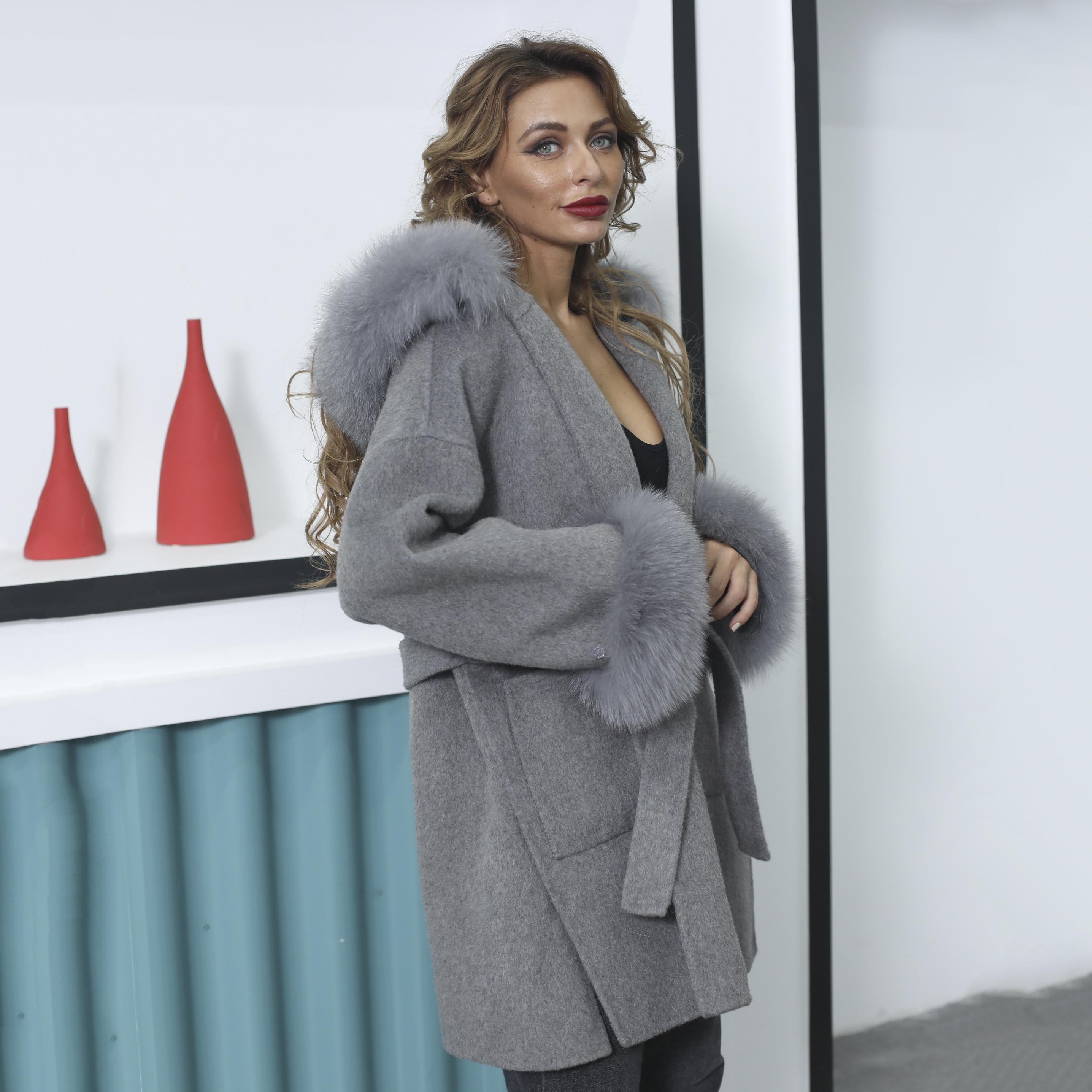 Missjanefur-本物のキツネの毛皮の襟と袖口を備えた - Wool Coat Peacoat のレビューと価格