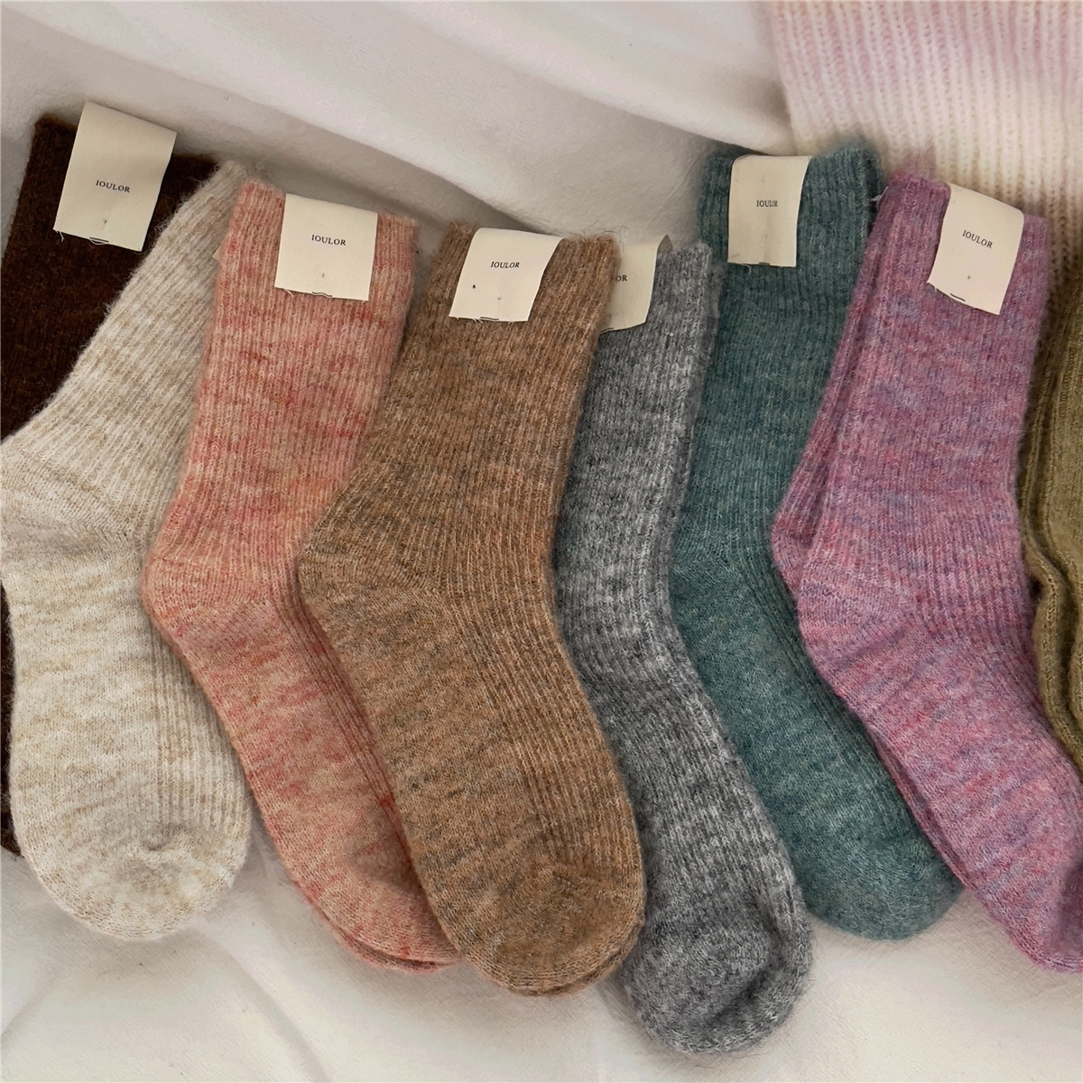秋冬熱女性靴下 9% ウールカシミヤ厚み暖かいロングソックス - Thermal Sock Wool のレビューと価格