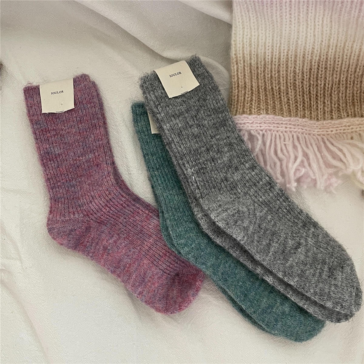 秋冬熱女性靴下 9% ウールカシミヤ厚み暖かいロングソックス - Thermal Sock Wool のレビューと価格