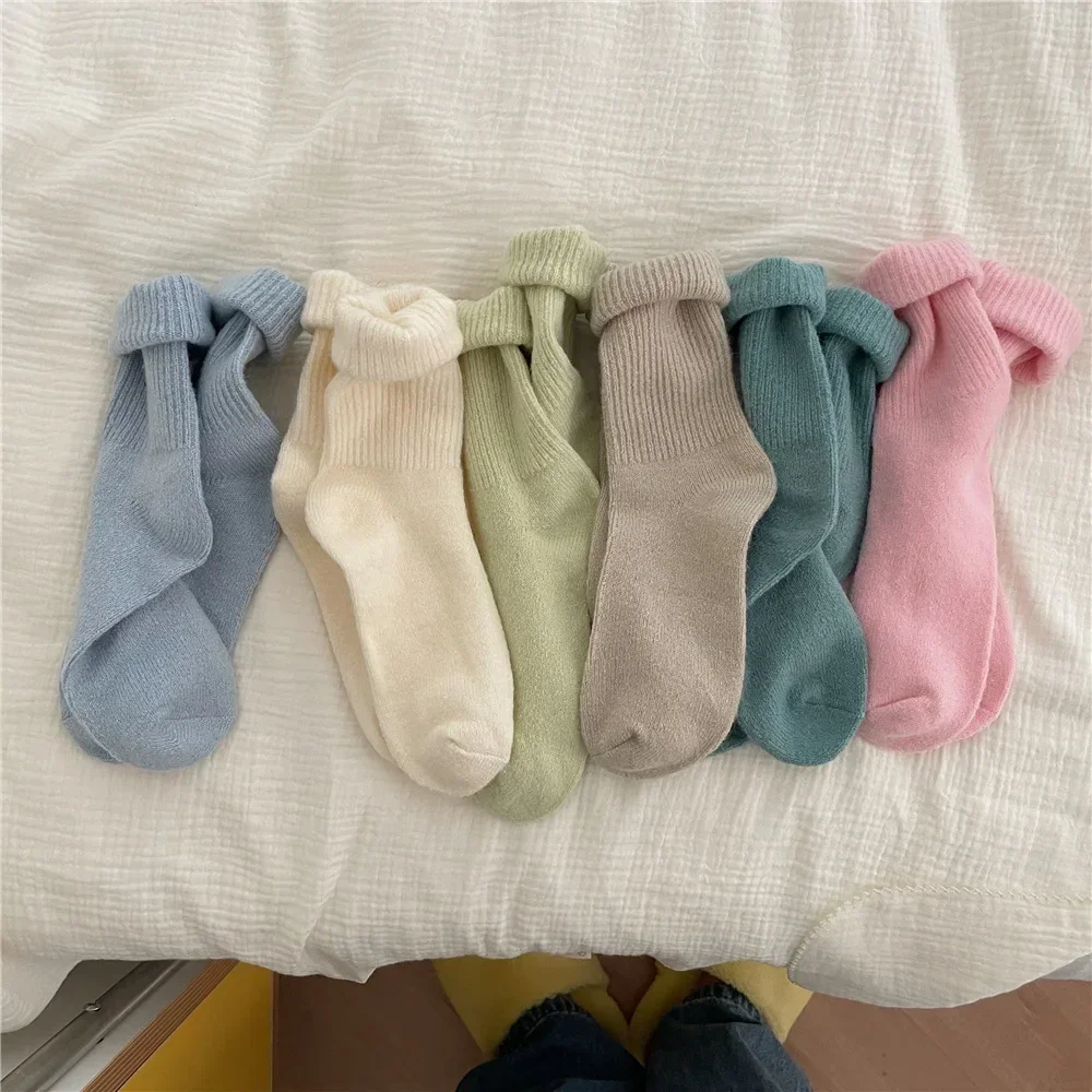 女性のための日本のカワイイウールソックス、単色、厚く、暖かい - Thermal Sock Wool のレビューと価格