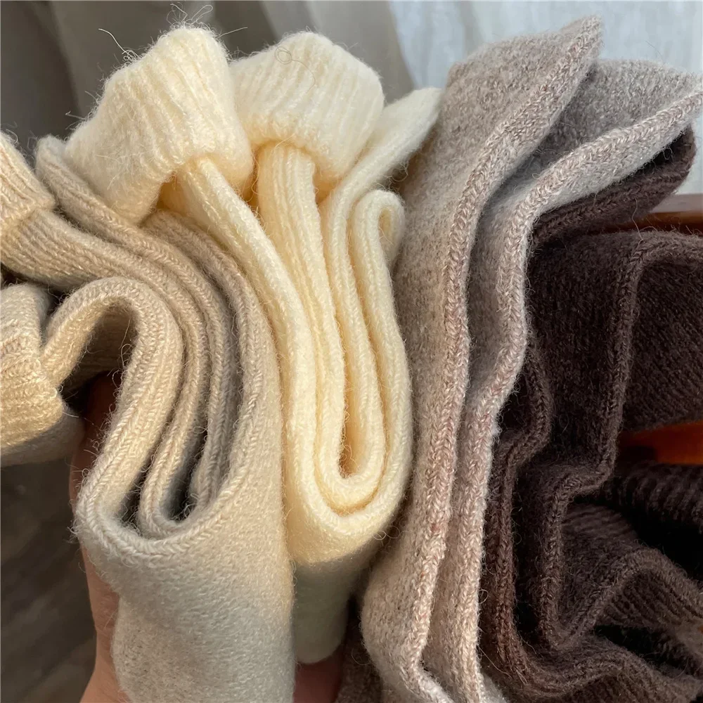 女性のための日本のカワイイウールソックス、単色、厚く、暖かい - Thermal Sock Wool のレビューと価格